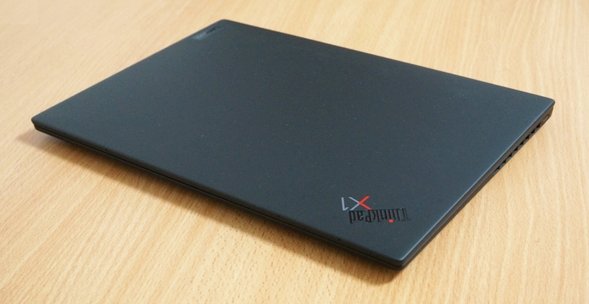 [レビュー]ThinkPad X1 Nano Gen 3はセキュリティが充実し持ち運びに便利な1kg未満のノートパソコン
