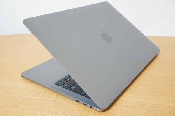 MacBook Pro Late 2016モデルのレビュー～さらに薄く軽量に進化